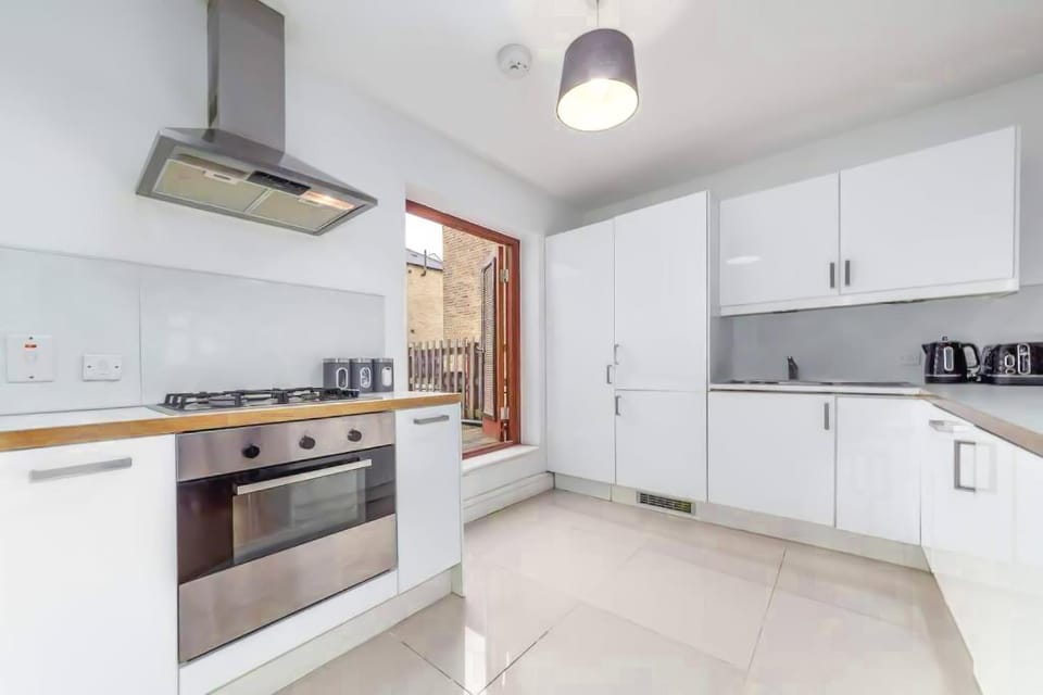 Kitchen or kitchenette, oven, stove, toaster