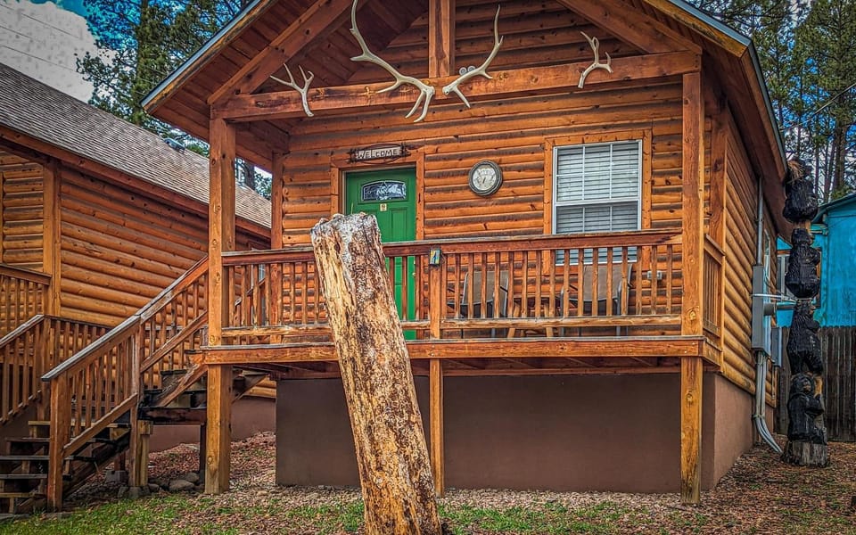 AC - #1 Deer Cabin Cabin in Ruidoso