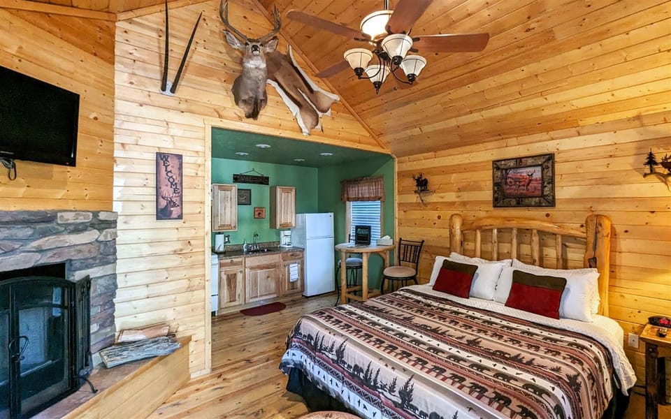 AC - #1 Deer Cabin Cabin in Ruidoso