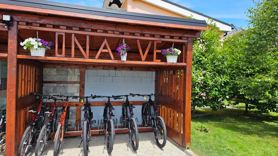 Property building, Day, Cycling