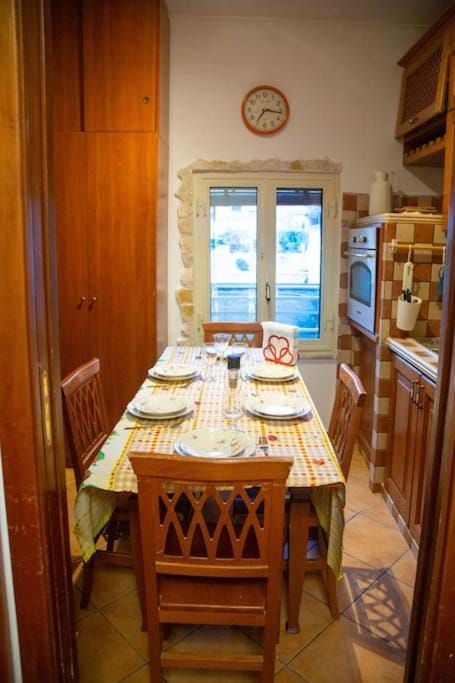 Top Floor Studio, Central & Quiet Apartment in Naples