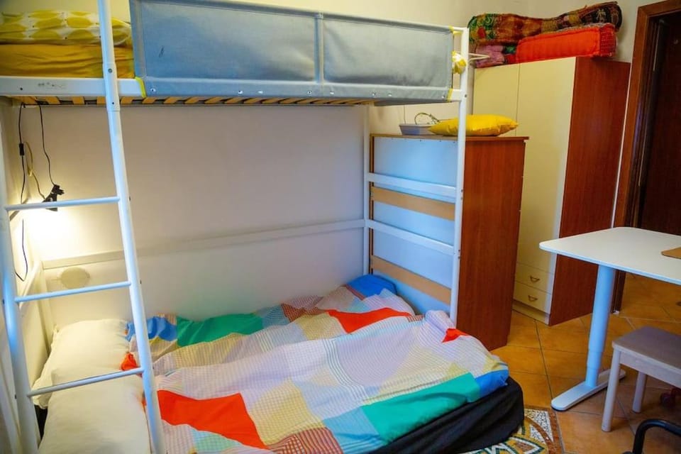 Top Floor Studio, Central & Quiet Apartment in Naples