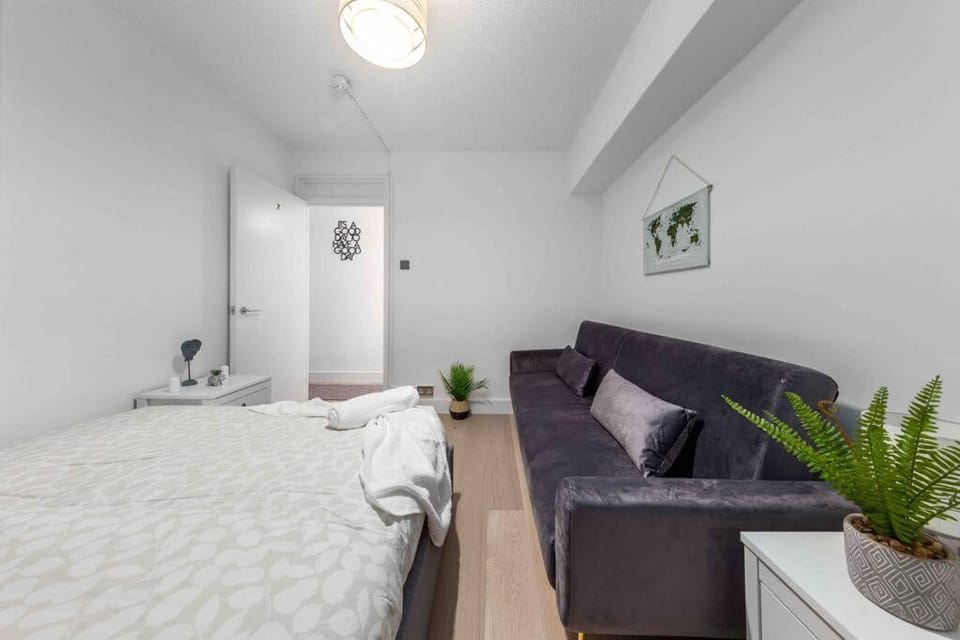 Sleep14 in Victoria London 43VPR Apartment in City of Westminster