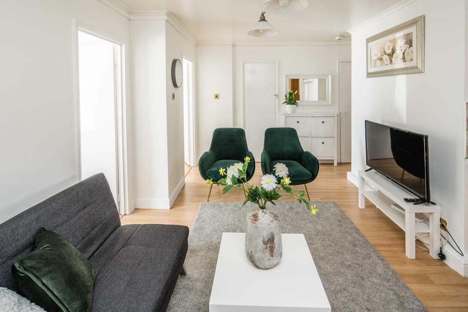 Heart of Central London Flat Foxter properties Apartment in London Borough of Ealing