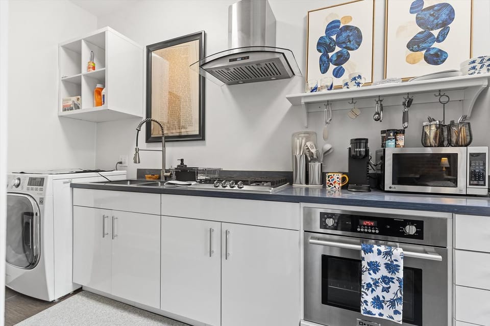 Beautiful 1-BR Flat Nestled Between Dupont & Logan Apartment in Arlington