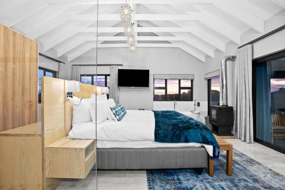 Flamingo Bay Manor Villa in Western Cape