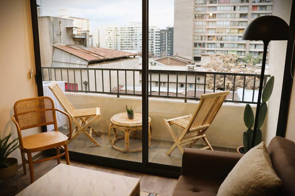 HOM WiFi AireA Parking Gym Lavandería Apartment in Santiago