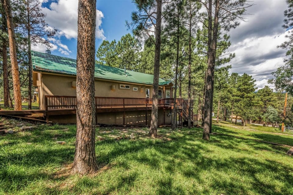 Four Bears Bungalow House in Ruidoso