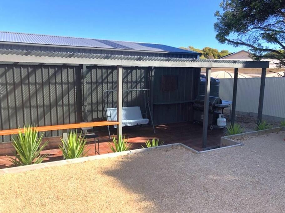 Justashaq House in Marion Bay
