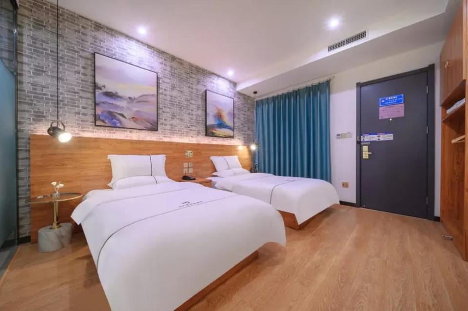 QiQiaoWu Fashion Hotel Beijing Songjiazhuang Subway Station Hotel in Beijing