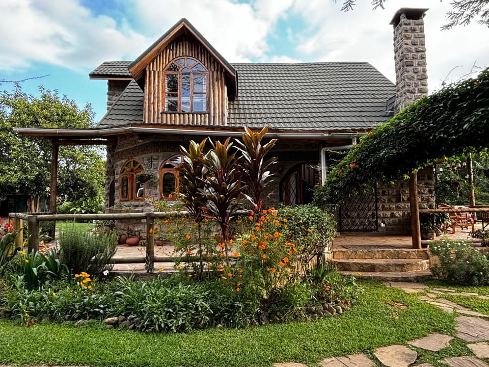 Property building, Garden view