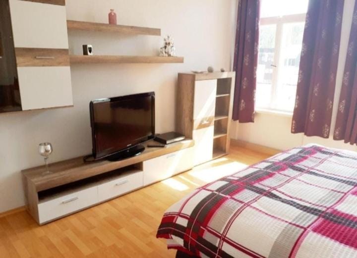 Monteurwohnung, Arbeiterunterkunft, Pension, Gästewohnung in Altenburg , Kurz u Langzeitmiete Apartment in Thuringia, Germany