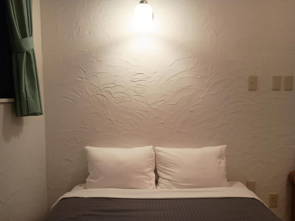 Hotel PUTIT BELLプチベル-1台駐車無料イオンモール沖縄ライカムまで車で6分 Hotel in Okinawa Prefecture