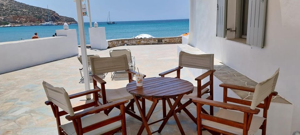Seating area, Sea view
