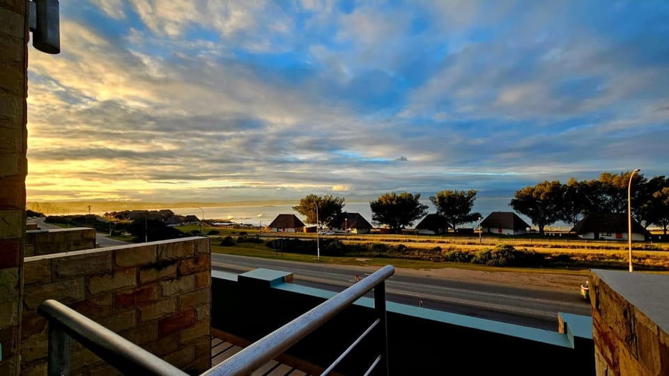 Nautica 009 Studio Flat Apartment in Western Cape