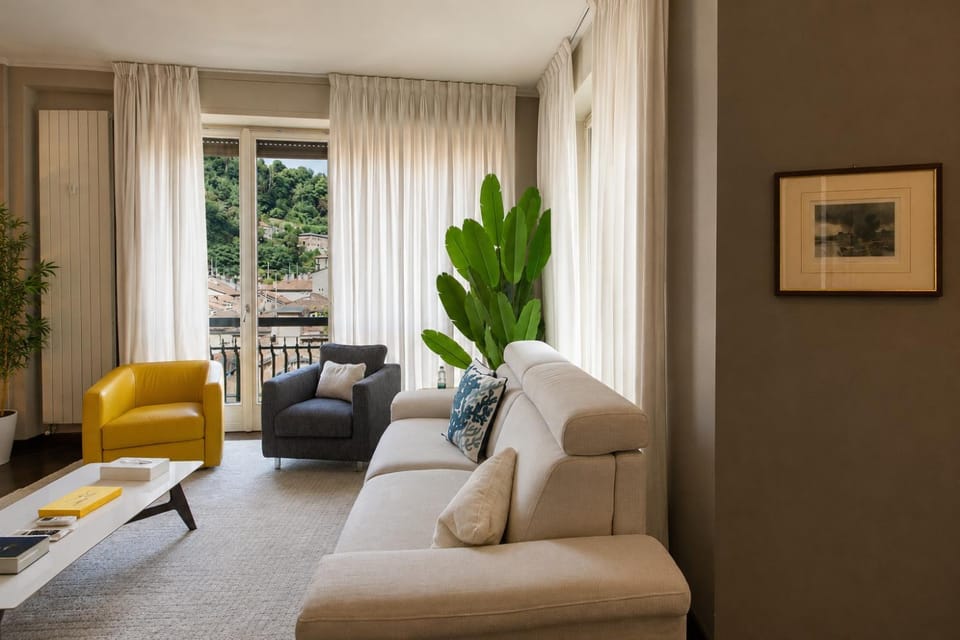 Majestic Como Centro Apartment By Icon7 Luxury Apartment in Como