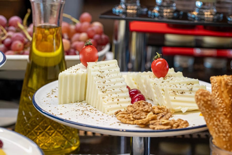 Restaurant/places to eat, Breakfast, Buffet breakfast