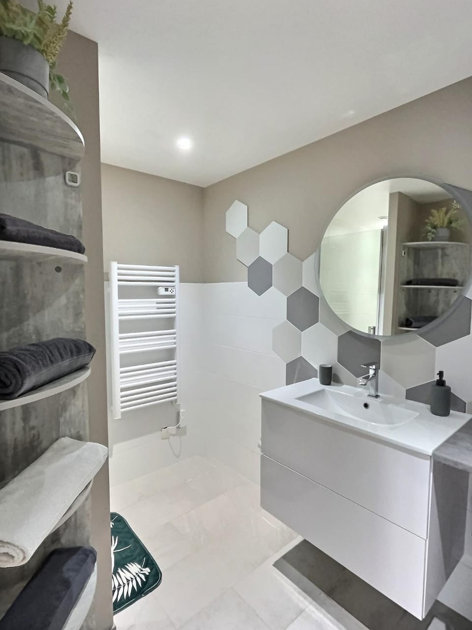 Shower, Bathroom