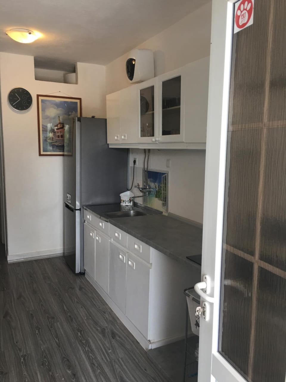 Kitchen or kitchenette, stove