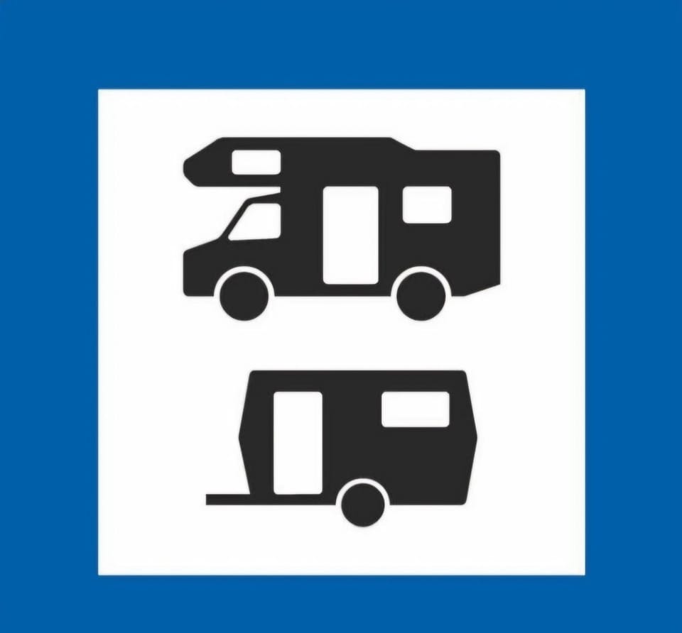 Camping - Wohnmobilstellplatz in der Seenplatte Campground/ 
RV Resort in Mecklenburgische Seenplatte