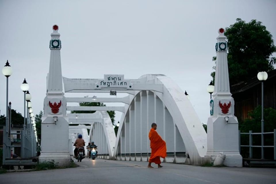 Nearby landmark, People, Neighbourhood, Area and facilities