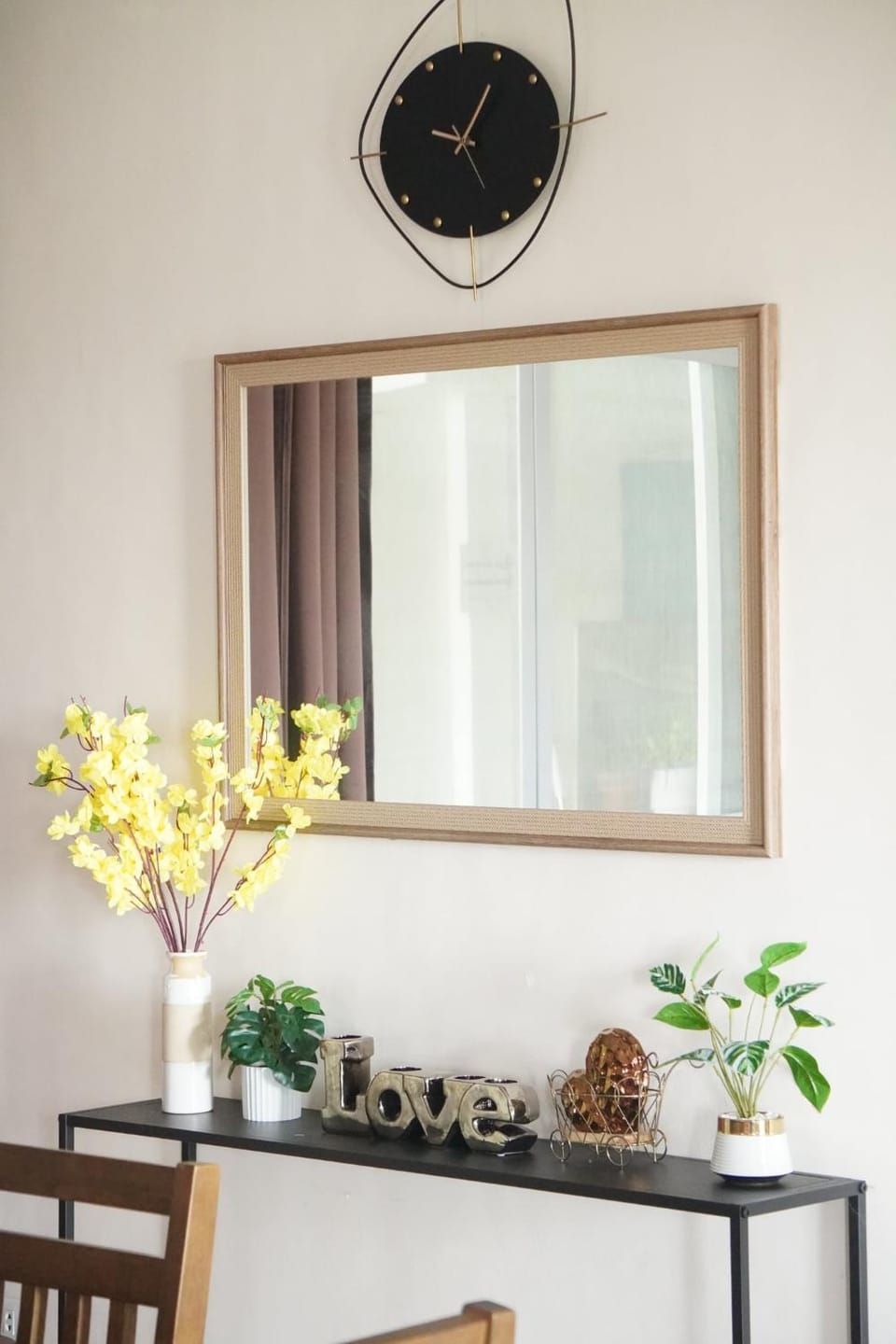 Decorative detail, Dining area