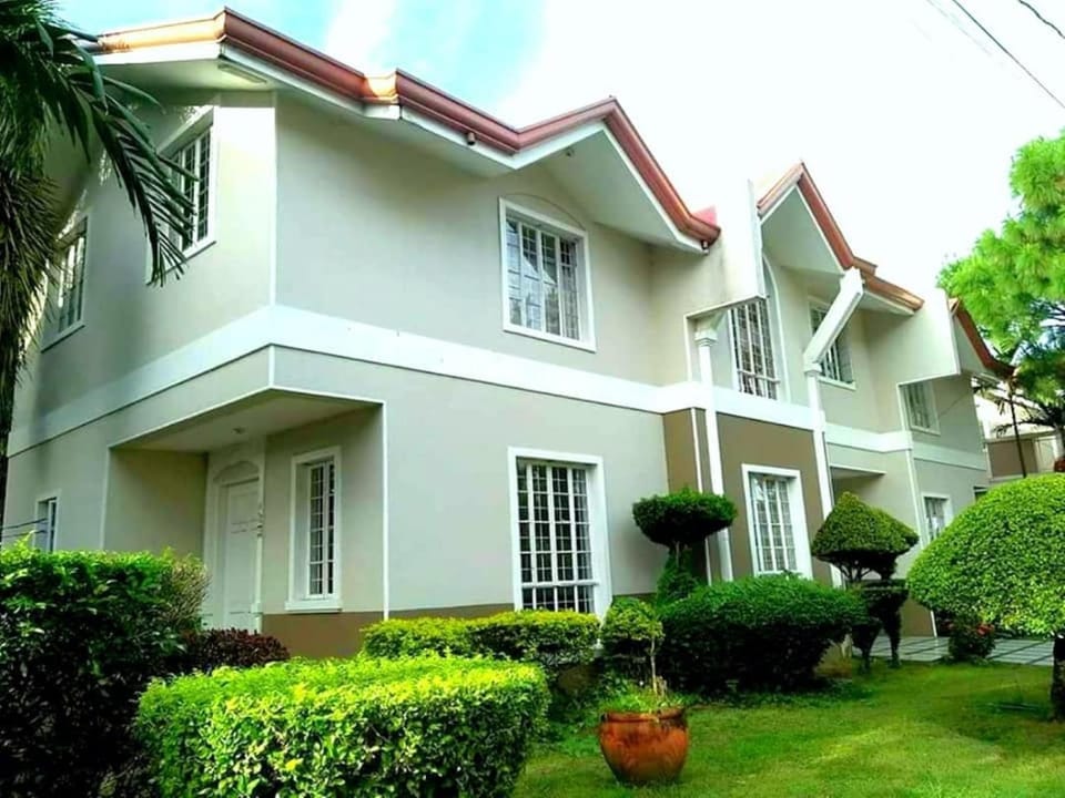 Property building, Garden view