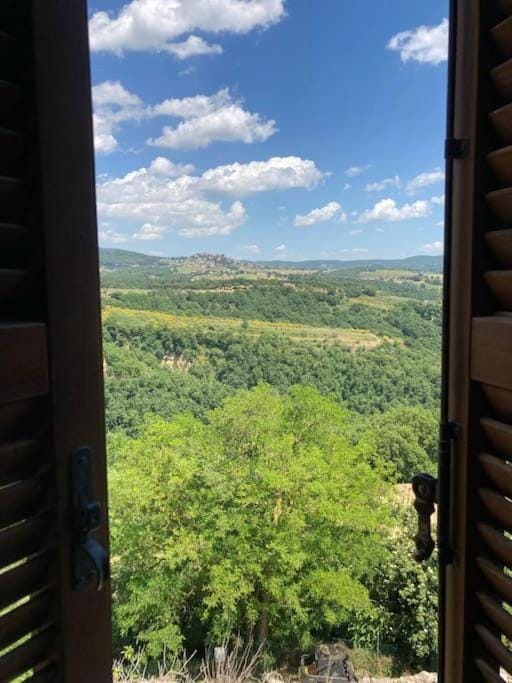 Casa piccolo teatro Monteleone d'Orvieto House in Umbria