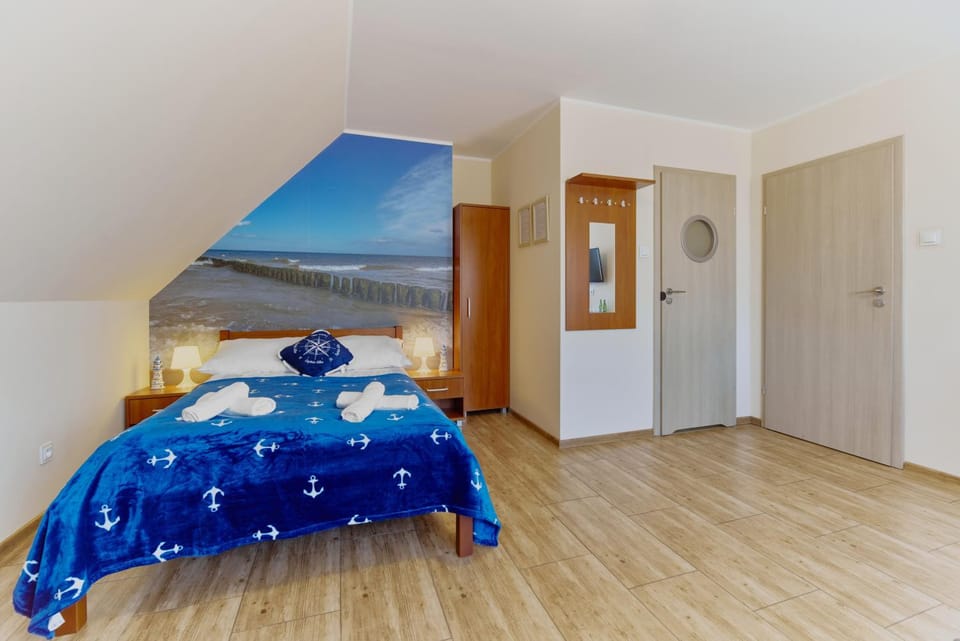 Bed, Photo of the whole room