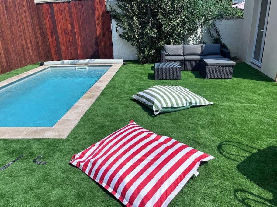 Garden, Swimming pool