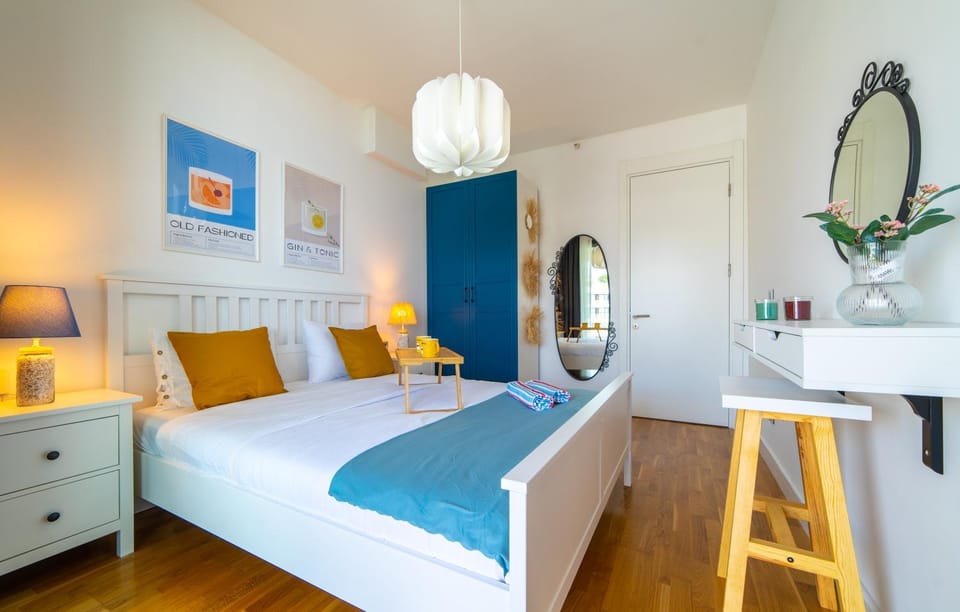 Bed, Photo of the whole room, Bedroom, wardrobe