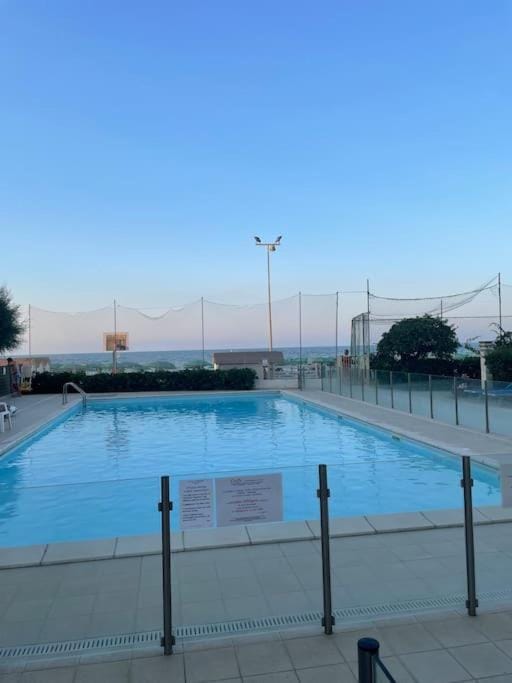 Day, Pool view, Swimming pool