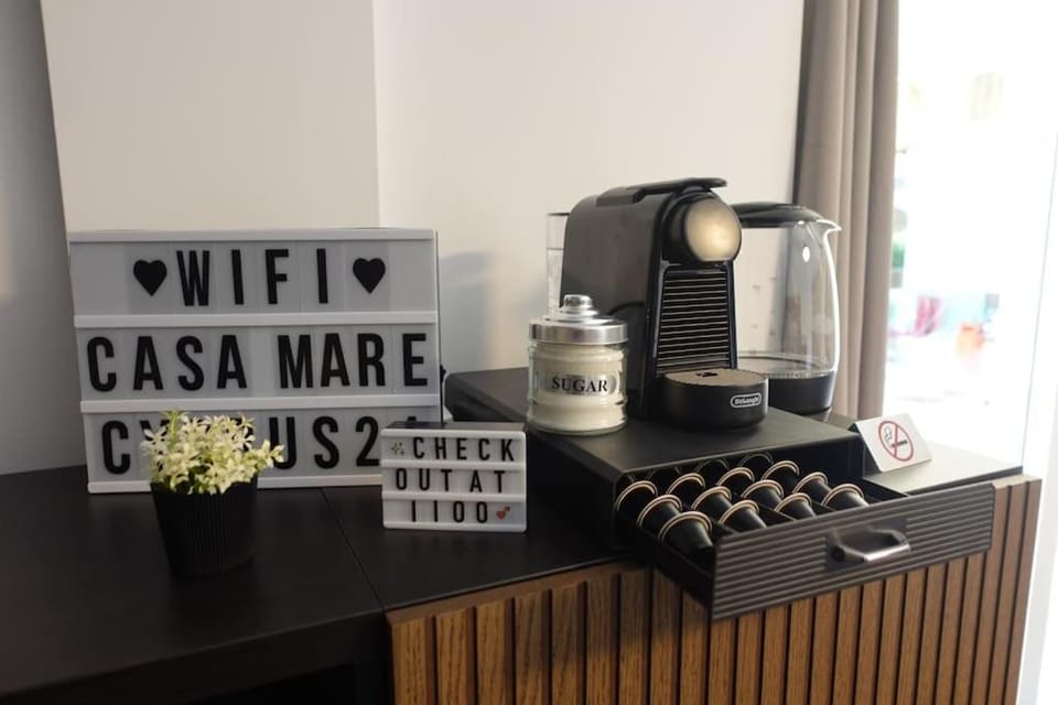 Coffee/tea facilities