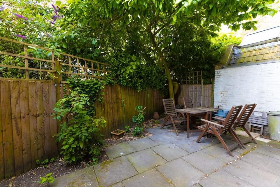 Lovely Garden Flat In Central London Apartment in London