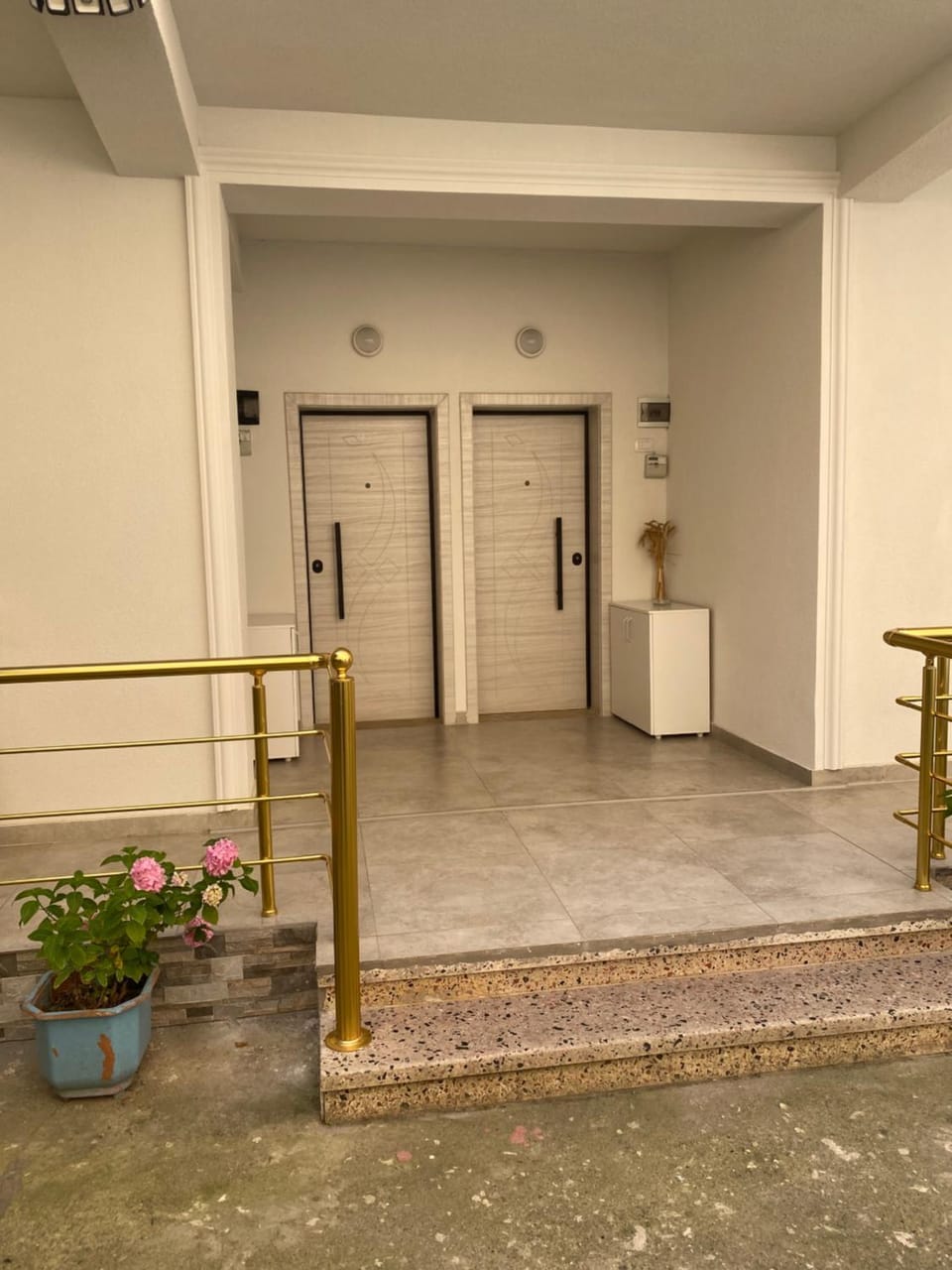Tirana Leasing&Rentals Apartment in Tirana