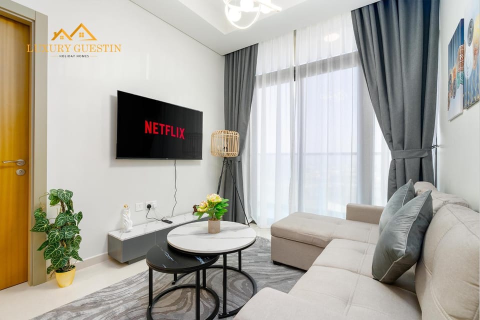 TV and multimedia, Seating area