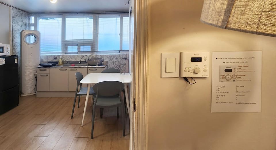 합정역 Hapjeong Stn, Hongdae, Sangsu, 3BR Apartment in Seoul
