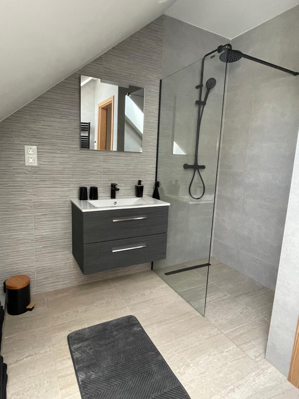 Shower, Bathroom