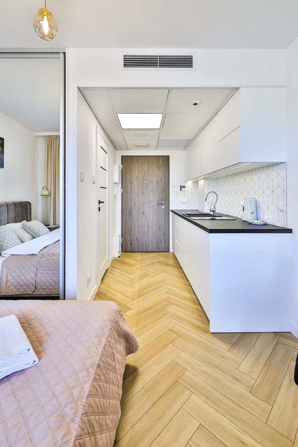 Kitchen or kitchenette, Photo of the whole room, wardrobe