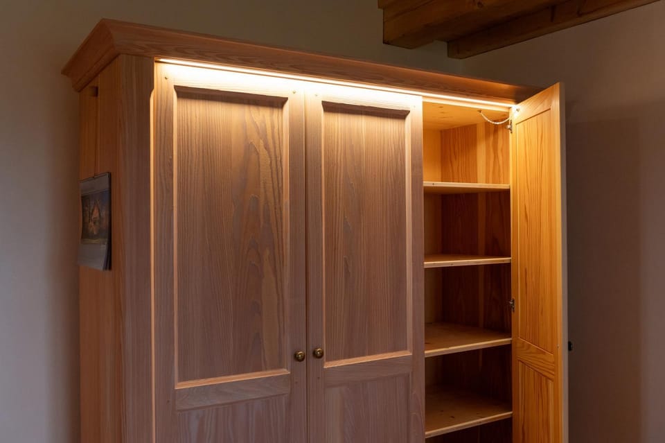 wardrobe