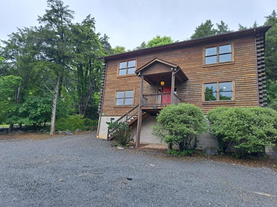 Property building, Parking