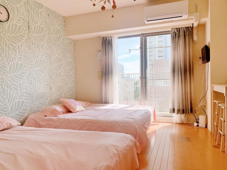 Ikebukuro Center! Ikebukuro 6min walk! 池袋中心地带! 池袋车站步行6分! 公寓干湿分离! 智能马桶! 高速无限制网路!Autolock oioiBK Apartment in Japan