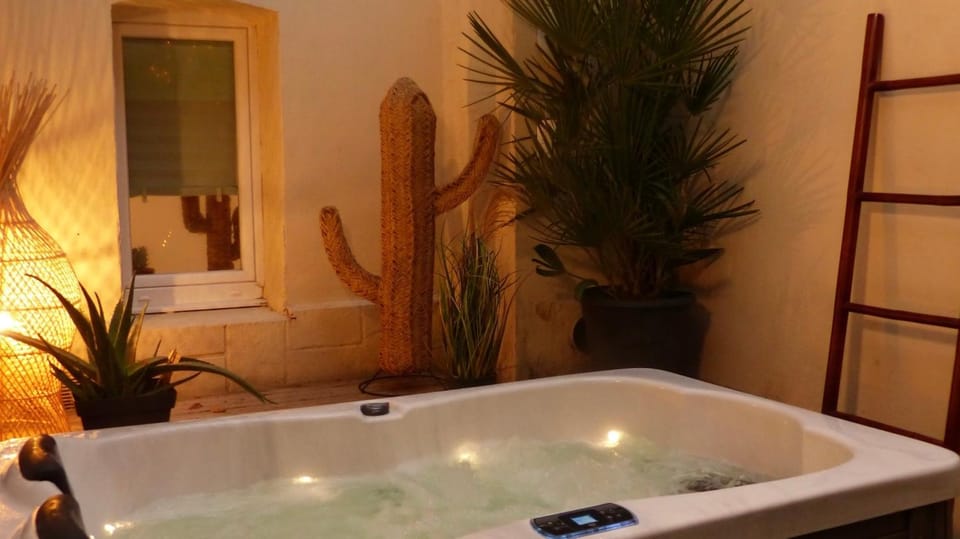 CosyRouen Jacuzzi Parking gratuit Apartment in Rouen