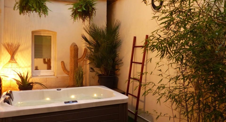 CosyRouen Jacuzzi Parking gratuit Apartment in Rouen