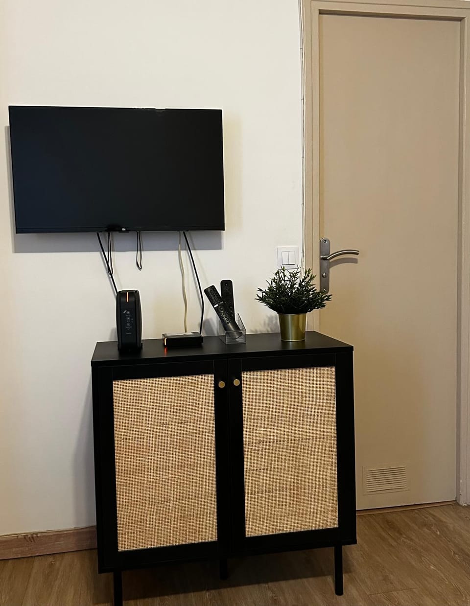 Montparnasse Studio Apartment in Paris