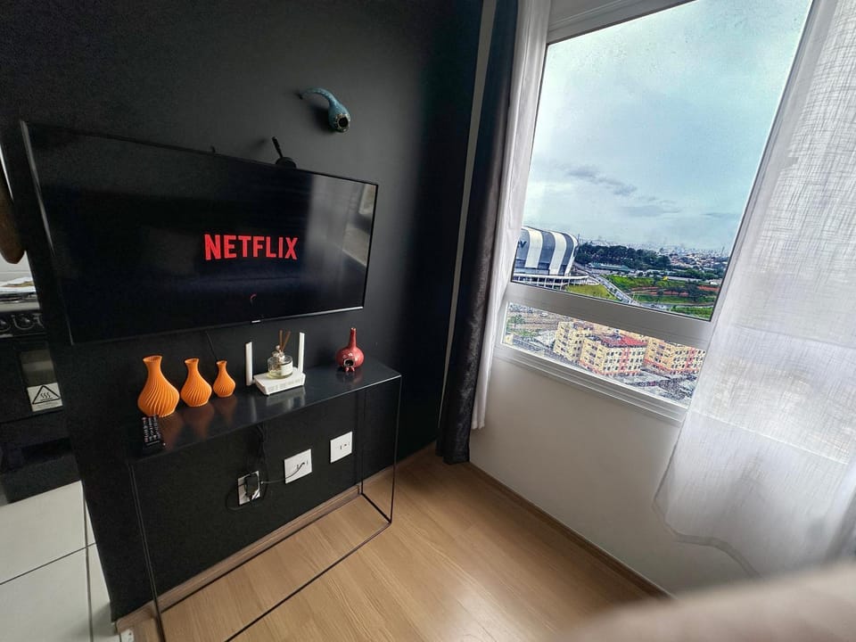 Communal lounge/ TV room, TV and multimedia, Living room
