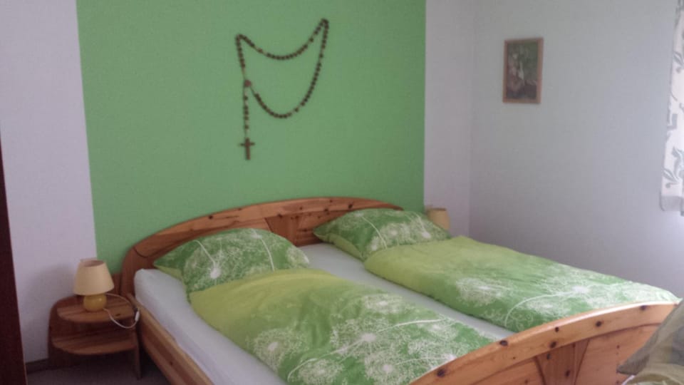 Bed, Decorative detail