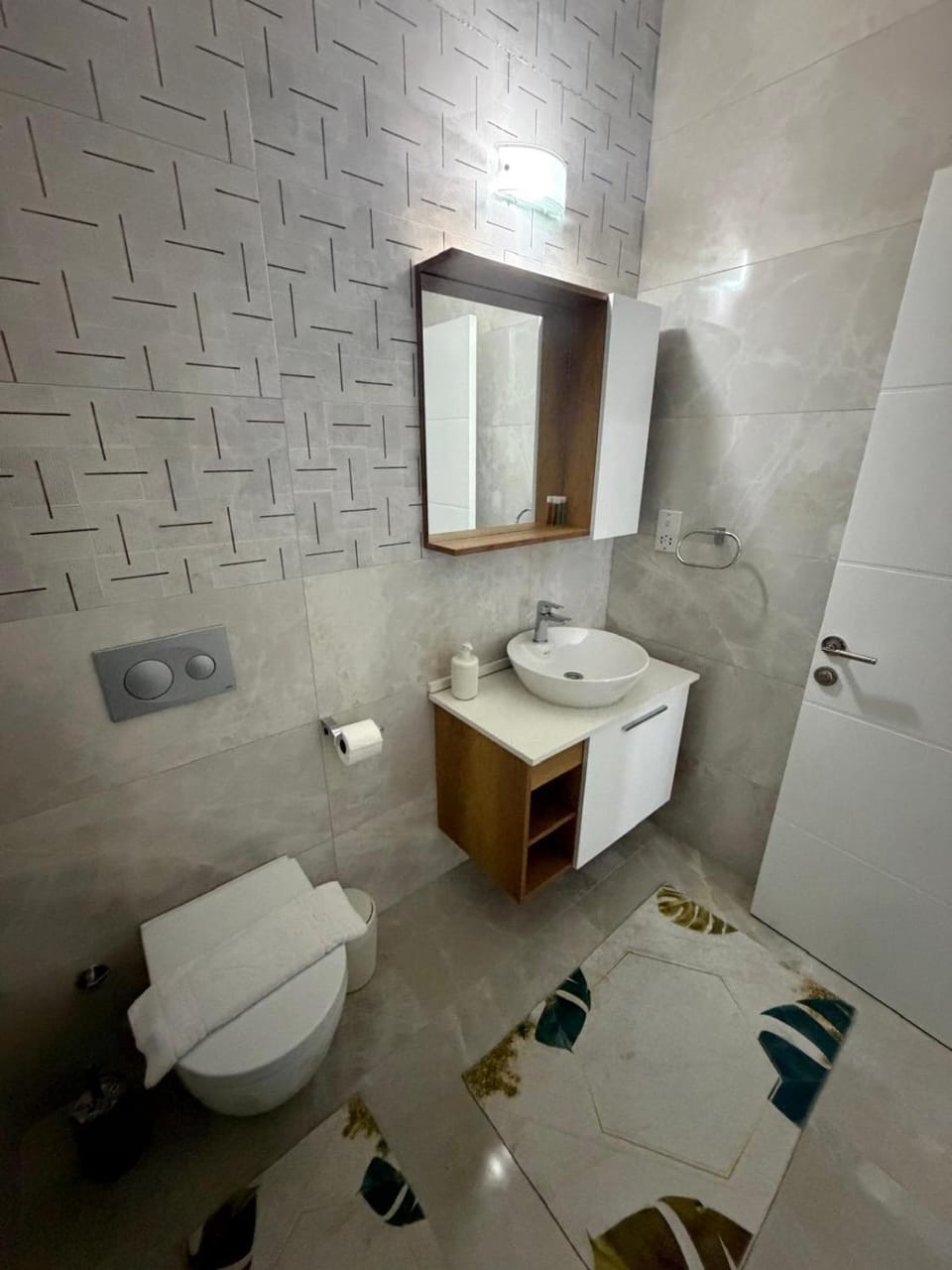 Toilet, Bathroom