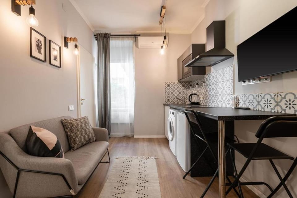 TV and multimedia, Kitchen or kitchenette