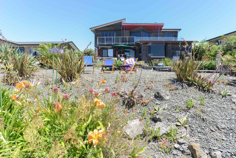 Property building, Garden view